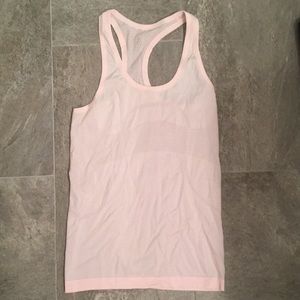 Lulu lemon workout top